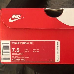Nike vandal 2x new never used !!